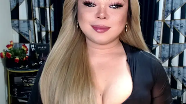 Mistress DOMnicaaxx online show from 12/03/25, 01:54