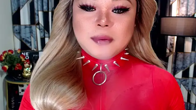 Snapshot of Mistress_DOMnicaaxx chatting on 10/02/25, 12:19 Mistress DOMnicaaxx online show from 10/02/25, 12:19