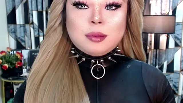 Snapshot of Mistress_DOMnicaaxx chatting on 09/14/25, 06:19 Mistress DOMnicaaxx online show from 09/14/25, 06:19