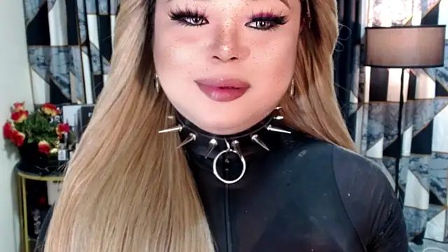 Snapshot of Mistress_DOMnicaaxx chatting on 09/12/25, 12:55 Mistress DOMnicaaxx online show from 09/12/25, 12:55