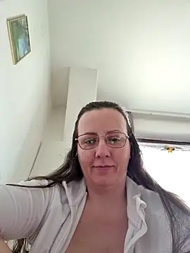 Snapshot of Goodass7 chatting on 04/14/26, 08:30 Goodass7 online show from 04/14/26, 08:30