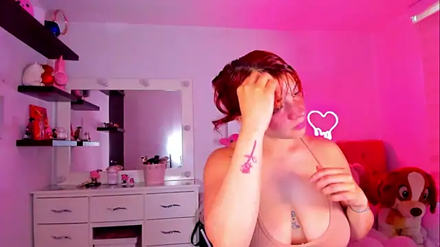 Snapshot of Vannessa__Shy chatting on 06/16/26, 03:12 Vannessa Shy online show from 06/16/26, 03:12