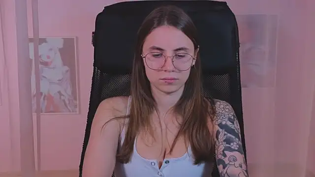  AnnaStark  online show from 03/21/25, 08:29