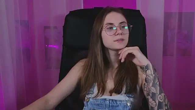  AnnaStark  online show from 03/12/25, 08:31