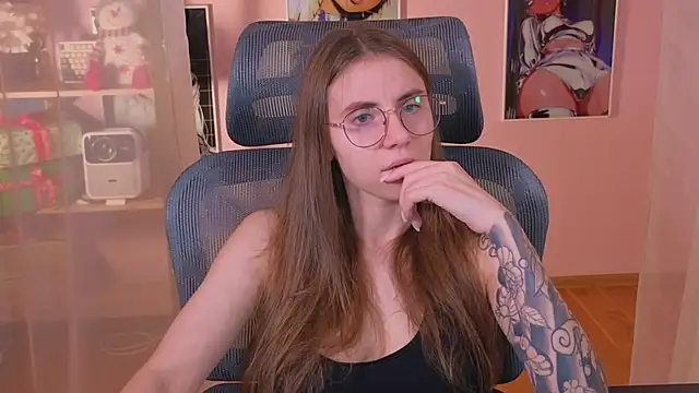  AnnaStark  online show from 11/29/25, 08:31