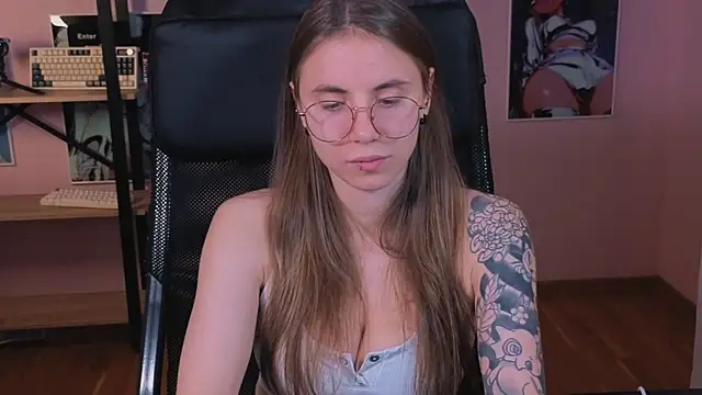  AnnaStark  online show from 10/24/25, 08:08