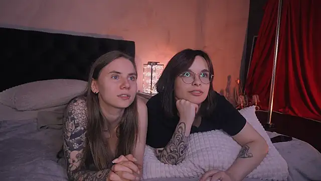  AnnaStark  online show from 09/14/25, 12:00