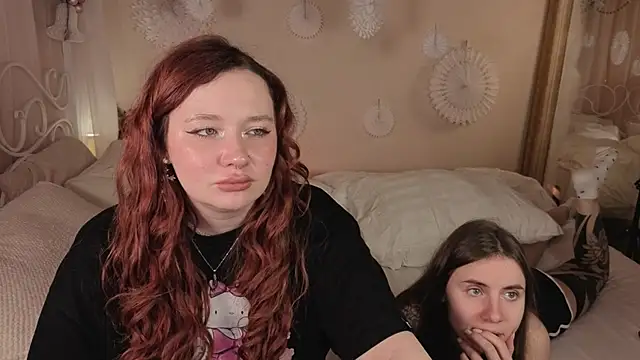  AnnaStark  online show from 11/28/25, 08:31