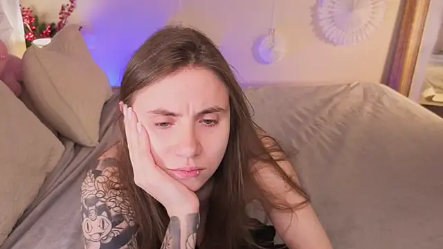  AnnaStark  online show from 12/19/25, 08:22