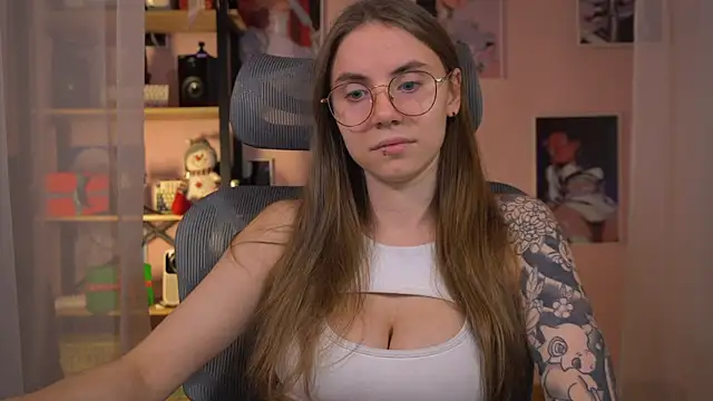  AnnaStark  online show from 11/21/25, 07:57