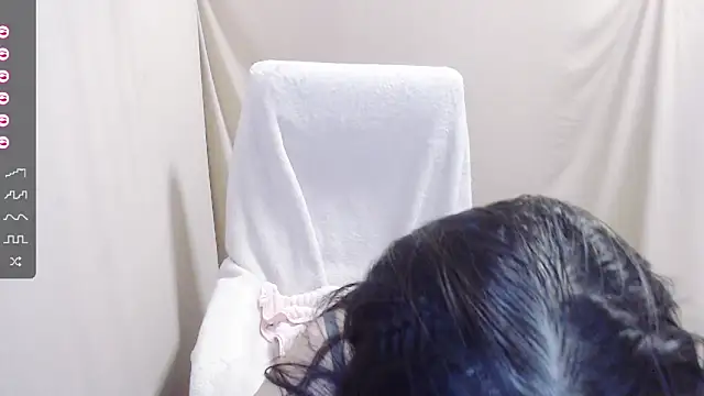 AkinLocal online show from 10/31/25, 02:24