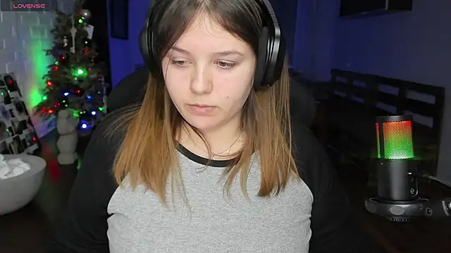 XNirvanaX online show from 01/04/25, 03:40