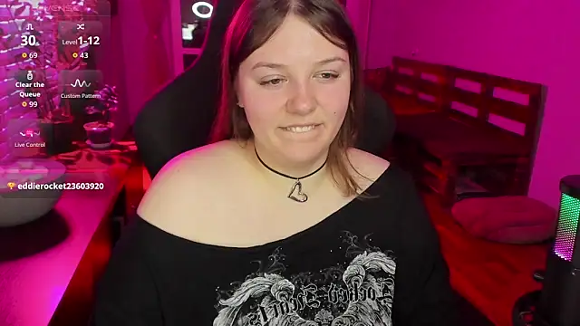 XNirvanaX online show from 12/16/25, 02:49