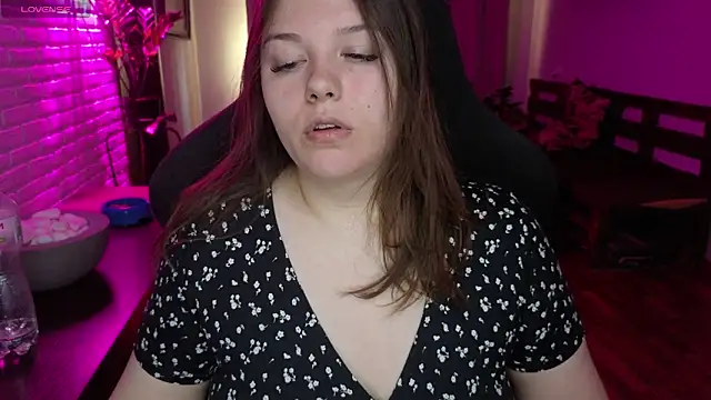 XNirvanaX online show from 04/21/26, 04:08