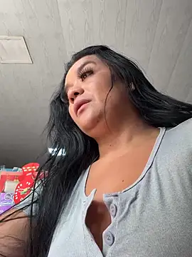 Indira Nahali1 online show from 10/21/25, 03:44