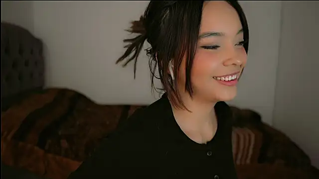 Snapshot of Irina_Grant chatting on 01/29/25, 02:51 Irina Grant online show from 01/29/25, 02:51