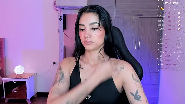 Lizzie corner v online show from 04/09/26, 02:45