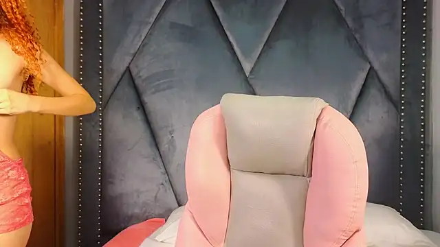 SexyLeilaa online show from 03/05/25, 12:27