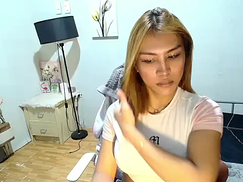 luxxy grand online show from 07/15/26, 11:06