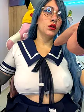 Luna Paris  online show from 10/21/25, 02:05