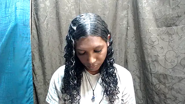 Snapshot of shairaStarr chatting on 10/04/25, 03:19 shairaStarr online show from 10/04/25, 03:19