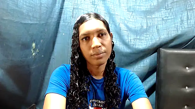 Snapshot of shairaStarr chatting on 10/07/25, 01:45 shairaStarr online show from 10/07/25, 01:45