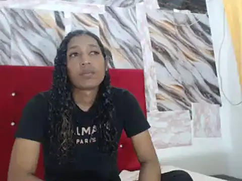 Snapshot of shairaStarr chatting on 01/14/25, 06:17 shairaStarr online show from 01/14/25, 06:17