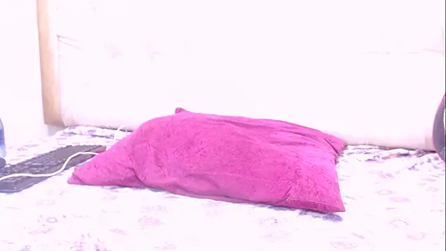 ZoeRoss2u online show from 01/10/26, 10:27