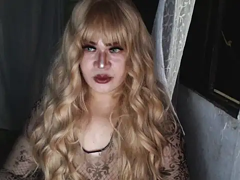 Hugeladycockmarga online show from 02/04/26, 11:38