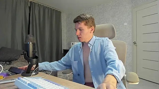 Bananas dick online show from 09/21/25, 02:28