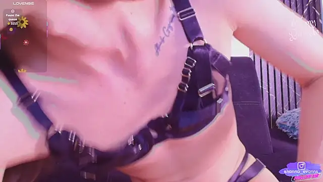 Hanna Evaanss online show from 03/10/26, 08:13