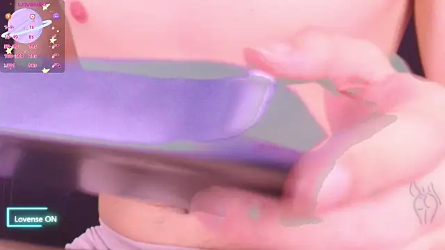 Hanna Evaanss online show from 10/17/25, 07:59