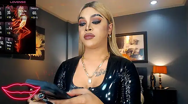 BitchyTYRA online show from 03/09/25, 11:46