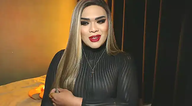 VictoriaEliz online show from 12/25/24, 12:47