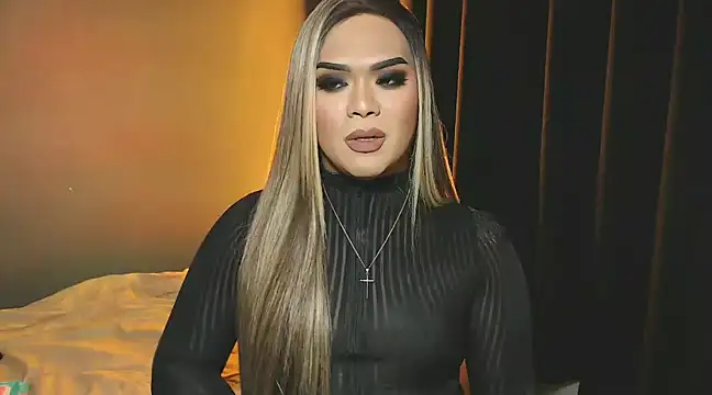 VictoriaEliz online show from 12/21/24, 01:47