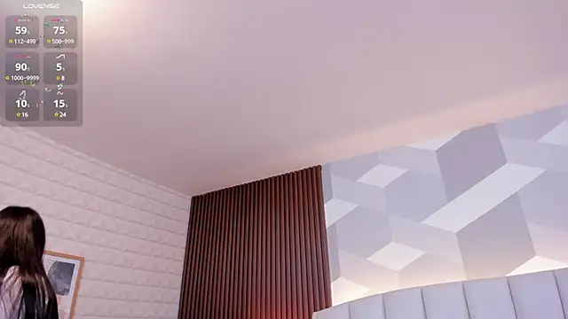 Snapshot of Sammy_Fit_ chatting on 02/14/25, 01:29 Sammy Fit online show from 02/14/25, 01:29