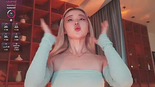 hyun chia online show from 05/04/26, 02:59
