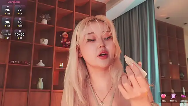 hyun chia online show from 03/17/26, 02:36