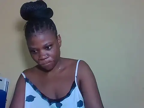 Snapshot of Sweetbaby004 chatting on 07/17/26, 02:25 Sweetbaby004 online show from 07/17/26, 02:25