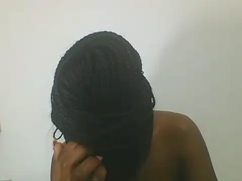 Snapshot of Sweetbaby004 chatting on 09/25/25, 04:18 Sweetbaby004 online show from 09/25/25, 04:18
