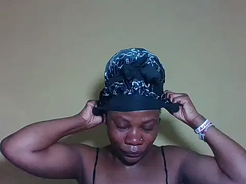 Snapshot of Sweetbaby004 chatting on 06/16/26, 01:16 Sweetbaby004 online show from 06/16/26, 01:16