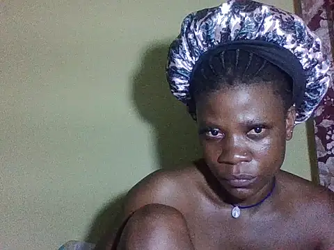 Sweetbaby004 online show from 03/25/26, 07:24