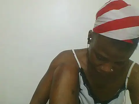 Snapshot of Sweetbaby004 chatting on 09/14/25, 07:31 Sweetbaby004 online show from 09/14/25, 07:31
