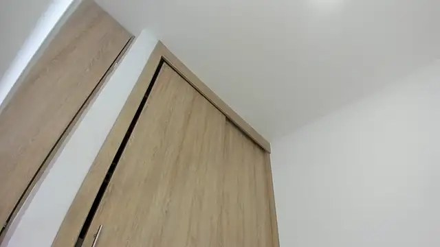 candyhotsquirt xx online show from 10/09/25, 11:05