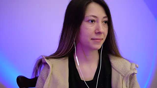 chibi moon  online show from 03/14/25, 08:38