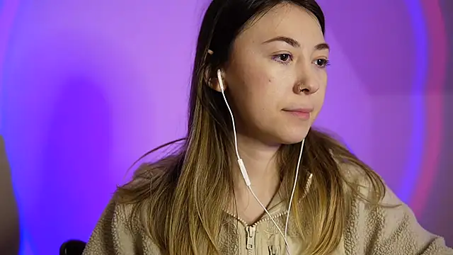 chibi moon  online show from 01/11/25, 04:57