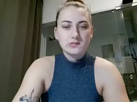 Natalia Daysie online show from 03/18/25, 06:28