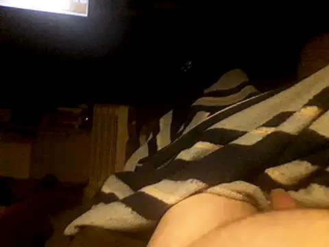 Snapshot of ciruelo1 chatting on 11/04/25, 08:01 ciruelo1 online show from 11/04/25, 08:01