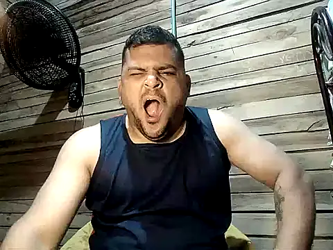 Arcangel 05 online show from 04/11/26, 04:09