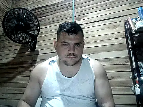 Arcangel 05 online show from 04/05/26, 02:51